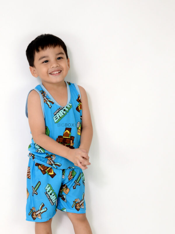 kids-boys-outfit-cute Happy boy outfit fun